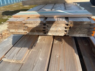 Ca. 20x Thermo Vuren Shiplap, 18x140mm, lengte 7/300cm, 13/390cm